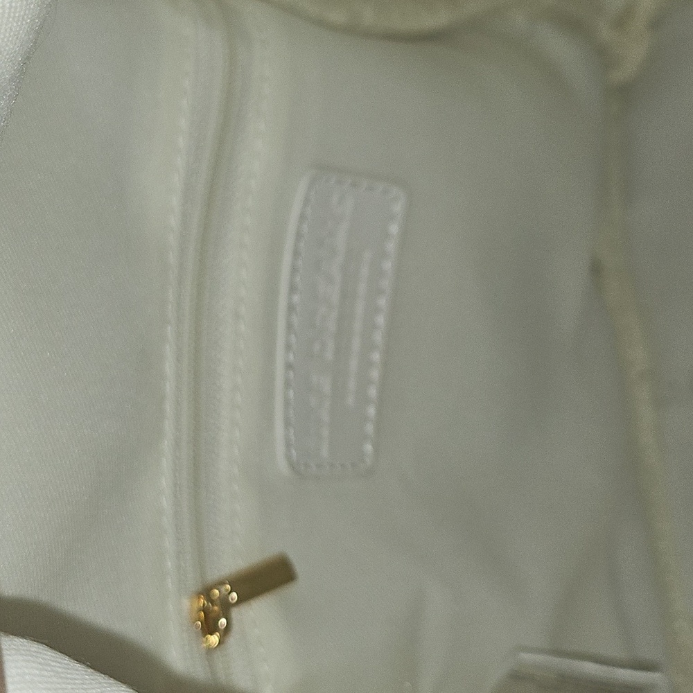 🎉HPx2🎉 Floral White Backpack - Picture 6 of 6